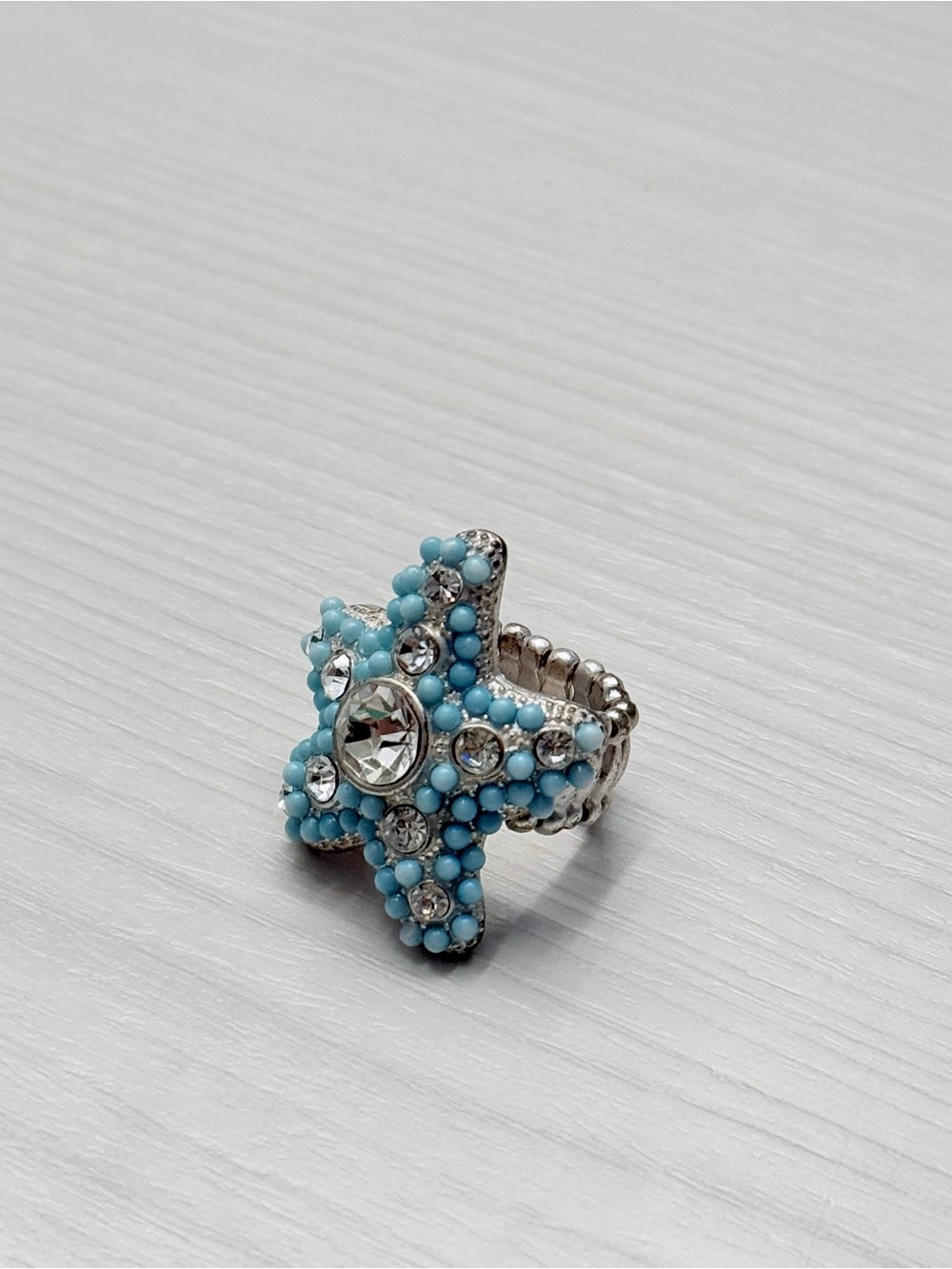 Vintage-Inspired Blue Star Rhinestone Ring